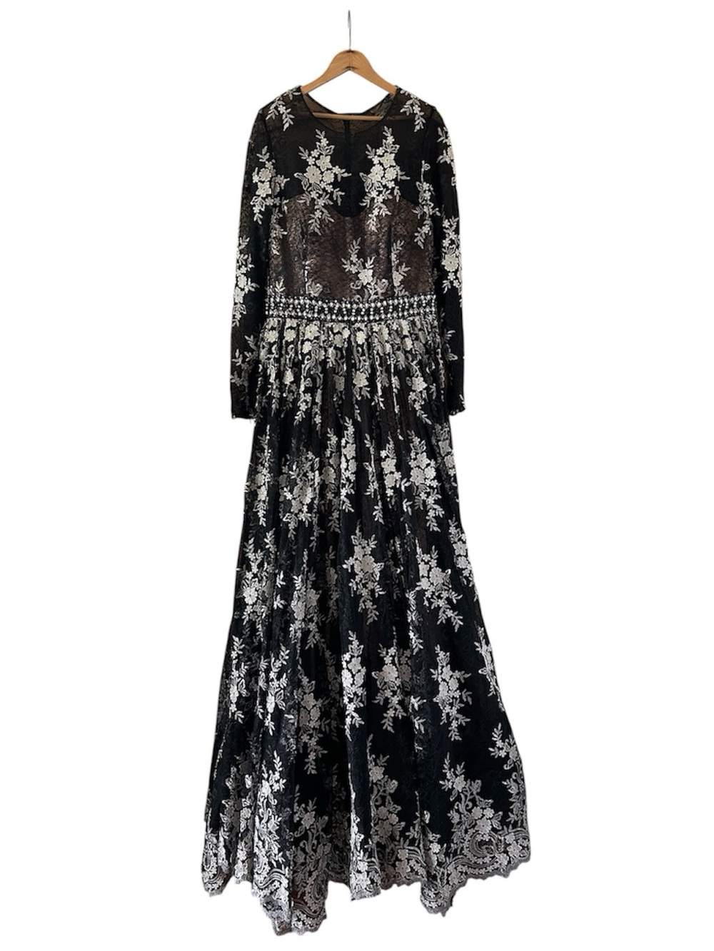 Terani Couture | Women’s Black/Silver Lace Embroidered Long Sleeve Maxi Gown 16
